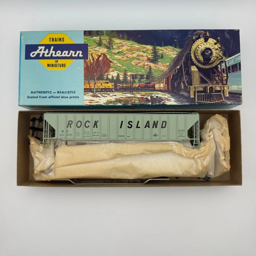 Athearn 54 Ft 3-Bay Covered Hopper Rock Island HO Scale Green 5310 Vintage